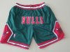 Баскетбольные шорты серии "Just Don" Чикаго Булс BULLS зеленые с карманами фото 6 &mdash; FormaBasket
